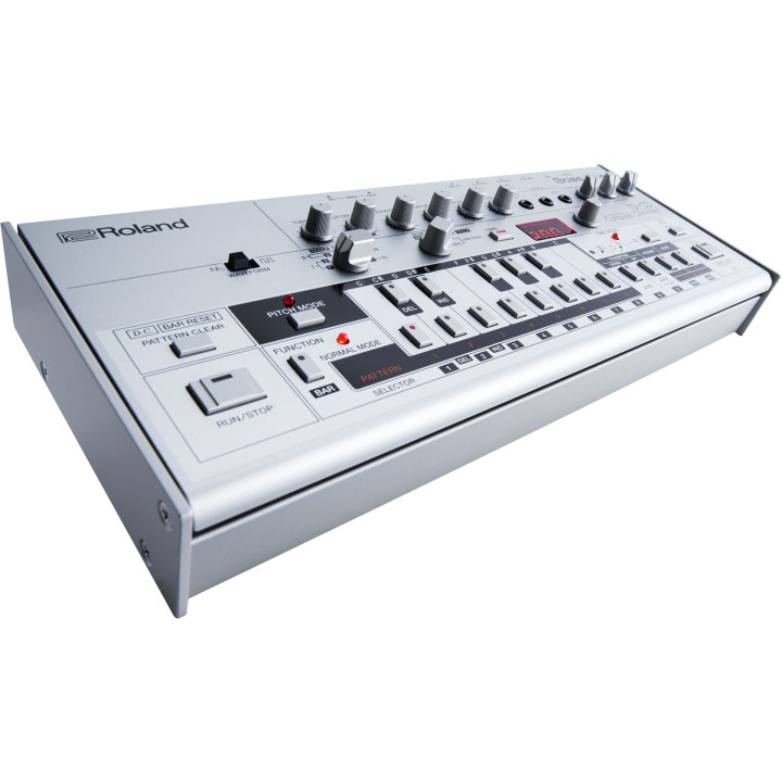 Roland - Tb-03