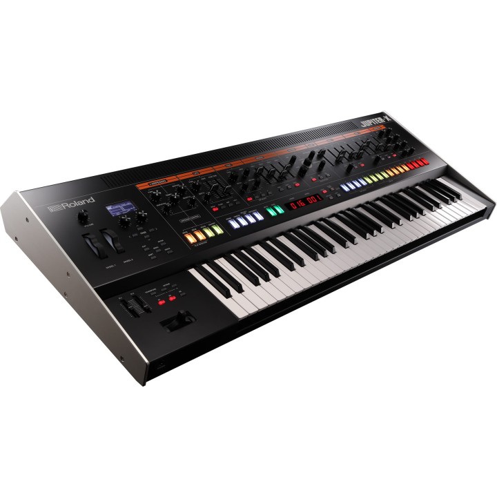 roland jupiter-x sintetizzatore digitale