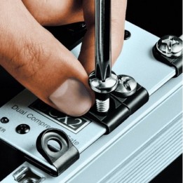 Acquista ADAM HALL 5635 online | Merula Strumenti Musicali