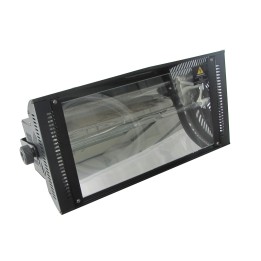 Acquista KARMA Strobe 1500dmx online | Merula Strumenti Musicali